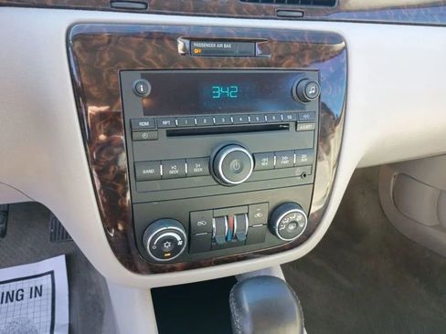 Used 2012 Chevrolet Impala LT FWD image 11