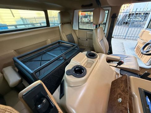 Used 2001 HUMMER H1 4-Door Hard Top image 53