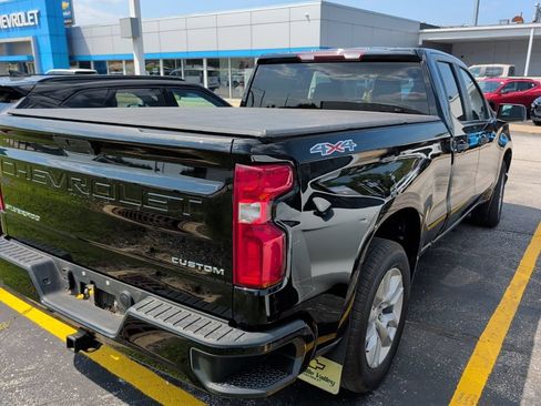 Used 2022 Chevrolet Silverado 1500 Custom AWD/4WD image 11
