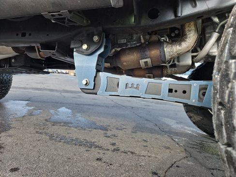 Used 2023 Ford F250 Lariat w/ Sport Appearance Package image 13