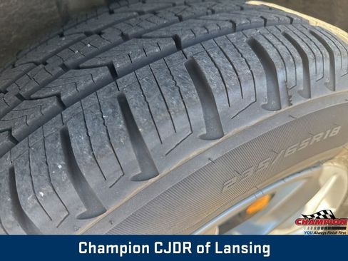 Used 2020 Chevrolet Blazer LT image 11