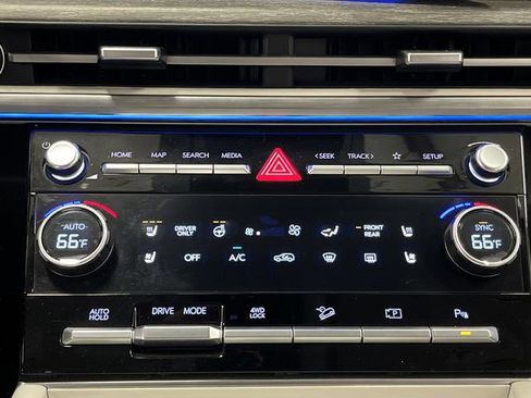 Used 2025 Hyundai Santa Fe Calligraphy image 21