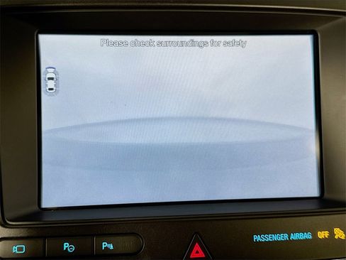 Used 2017 Ford Explorer Platinum image 34