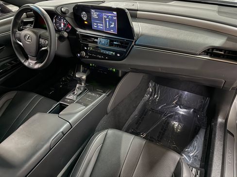 Used 2022 Lexus ES 350 F Sport image 44