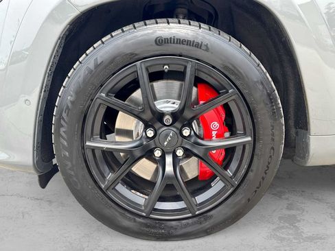 Used 2020 Jeep Grand Cherokee SRT w/ Trailer Tow Group IV AWD/4WD image 13