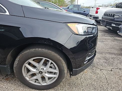 Used 2024 Ford Edge SEL image 11