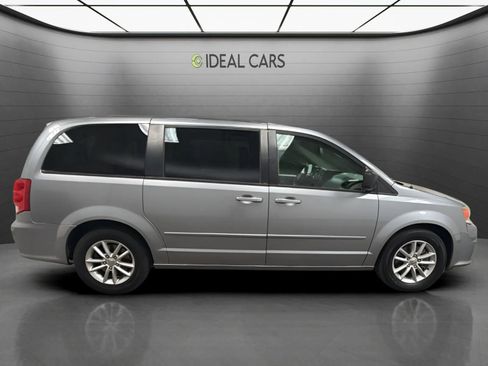 Used 2014 Dodge Grand Caravan SXT FWD image 4