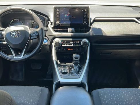 Used 2021 Toyota RAV4 XLE w/ Convenience Package AWD/4WD image 6