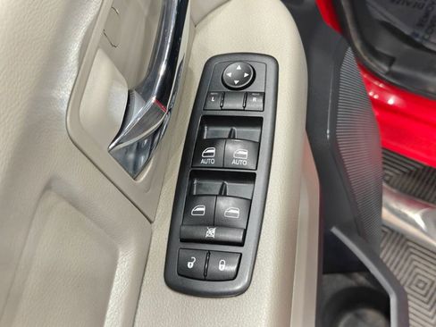 Used 2012 RAM 2500 SLT w/ Technology Group AWD/4WD image 40