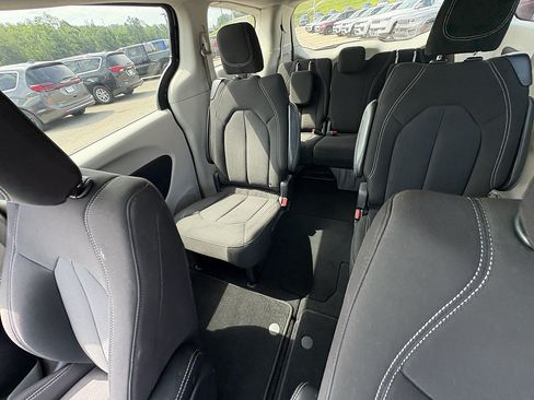 Used 2023 Chrysler Voyager LX FWD image 34