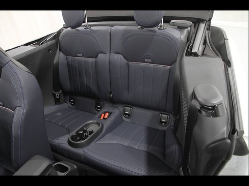 Used 2026 MINI Cooper S FWD image 21