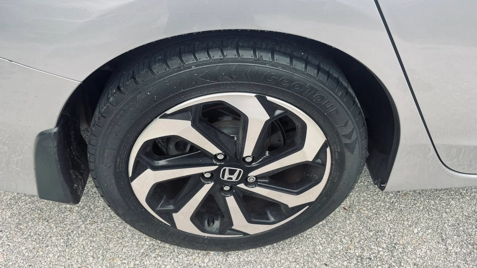 Used 2017 Honda Accord EX-L image 23