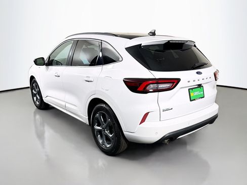 Used 2023 Ford Escape ST-Line w/ Tech Pack #1 FWD image 7