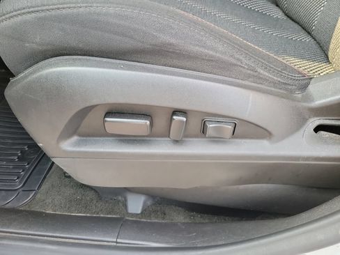 Used 2017 GMC Terrain SLE w/ Chrome Edition FWD image 19
