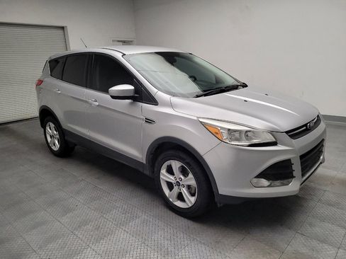 Used 2016 Ford Escape SE FWD image 13