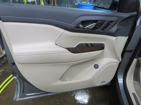 Used 2023 GMC Acadia Denali w/ Denali Ultimate Package image 20