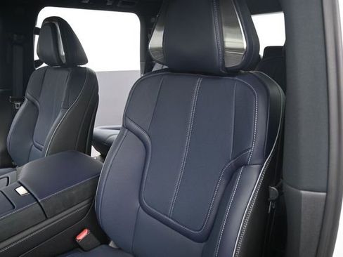 New 2026 INFINITI QX80 4WD image 14