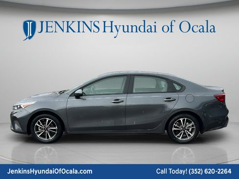 Used 2023 Kia Forte LXS FWD image 6