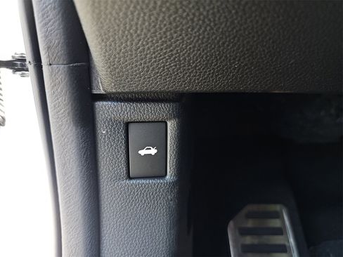 New 2025 Honda Accord Sport image 28