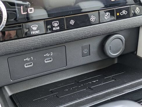 New 2026 Mitsubishi Outlander SE FWD image 30