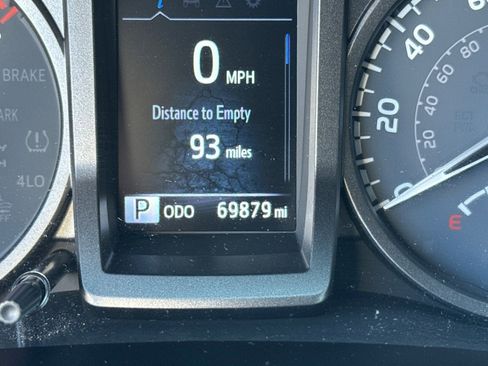 Used 2021 Toyota Tacoma TRD Sport w/ Technology Package RWD image 20