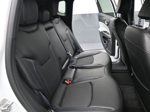 New 2026 Jeep Compass Latitude image 29