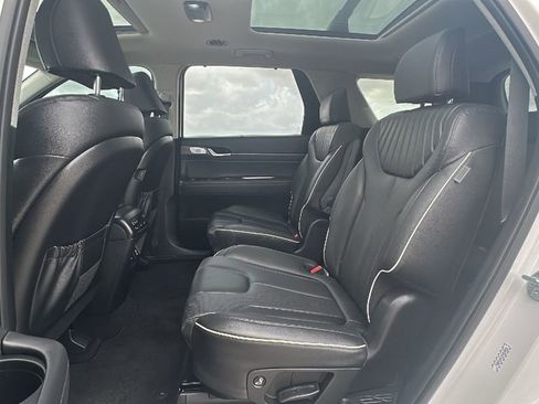 Used 2023 Hyundai Palisade Limited image 32