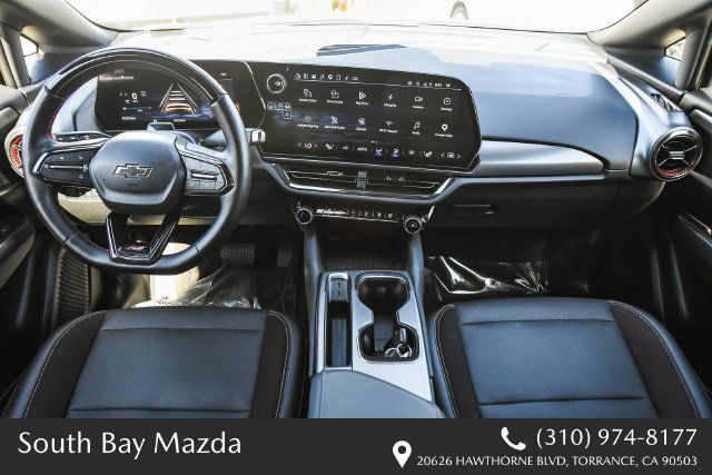 Used 2024 Chevrolet Equinox EV RS FWD image 12