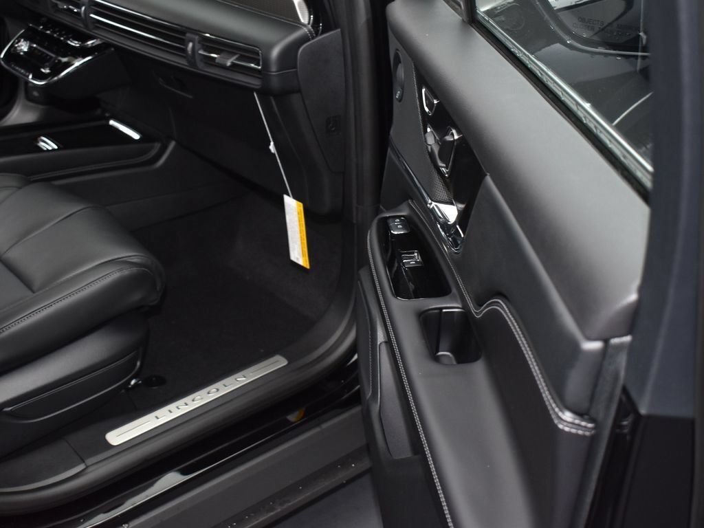 New 2026 Lincoln Corsair Grand Touring AWD/4WD image 17