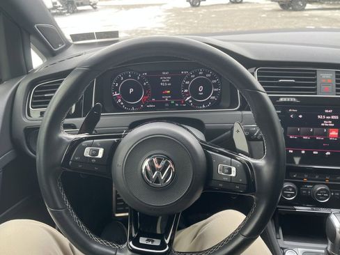 Used 2019 Volkswagen Golf R 4-Door image 39