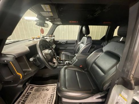 Certified 2024 Ford Bronco Badlands AWD/4WD image 9