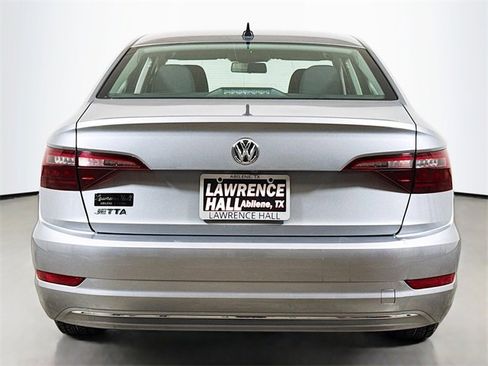Used 2021 Volkswagen Jetta S image 3