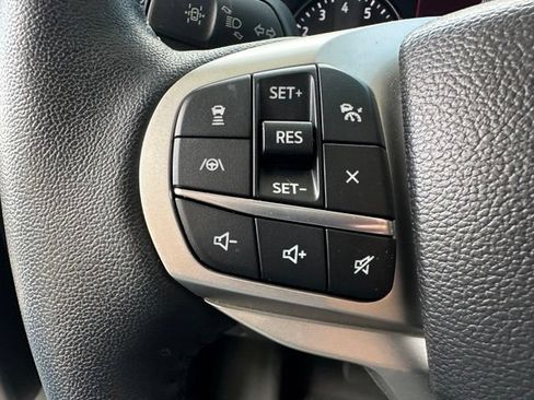 Used 2023 Ford Explorer XLT w/ Equipment Group 202A RWD image 24
