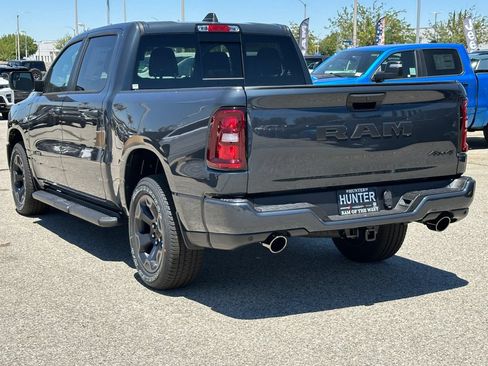 New 2026 RAM 1500 Express AWD/4WD image 5