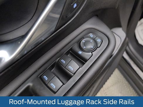 Used 2022 GMC Terrain SLE w/ Driver Convenience Package image 36