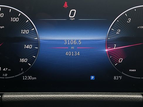 Used 2025 Mercedes-Benz GLA 250 image 39