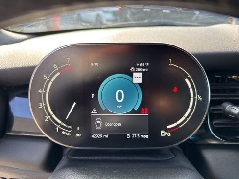 Used 2023 MINI Cooper S image 19