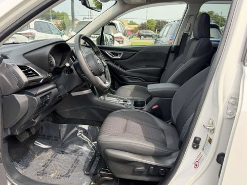Used 2020 Subaru Forester Premium AWD/4WD image 18