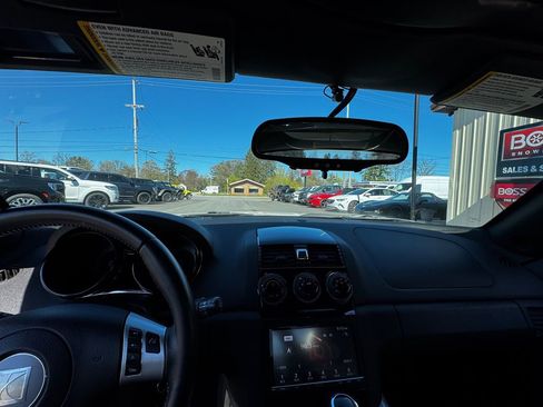 Used 2009 Saturn Sky Red Line RWD image 18