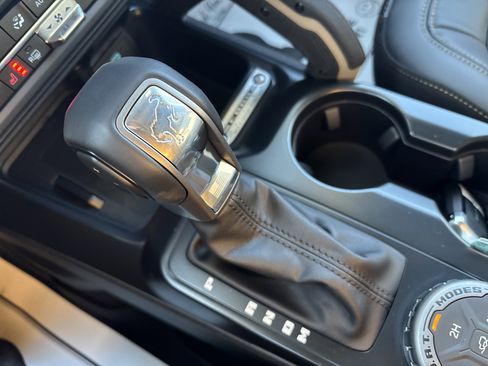 New 2025 Ford Bronco Badlands image 24