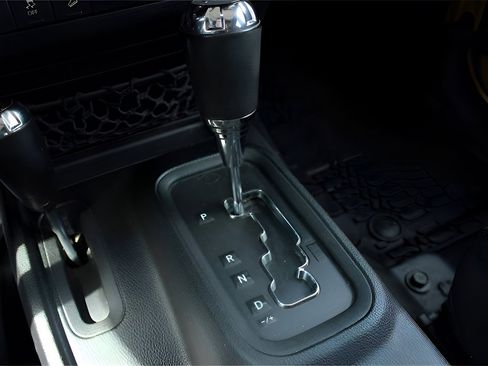 Used 2014 Jeep Wrangler Unlimited Sport w/ Quick Order Package 24S image 14