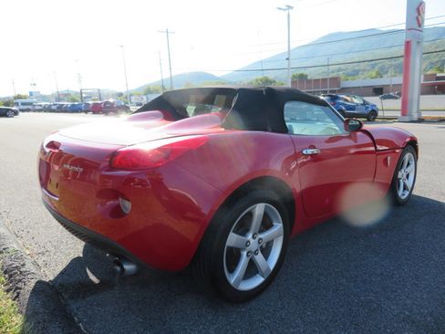 Used 2006 Pontiac Solstice Convertible w/ Premium Package image 7