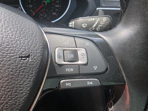 Used 2021 Volkswagen Tiguan SE R-Line image 19