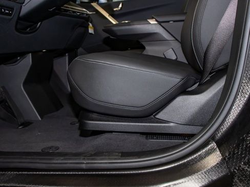 Used 2026 BMW iX xDrive45 w/ Premium Package image 14