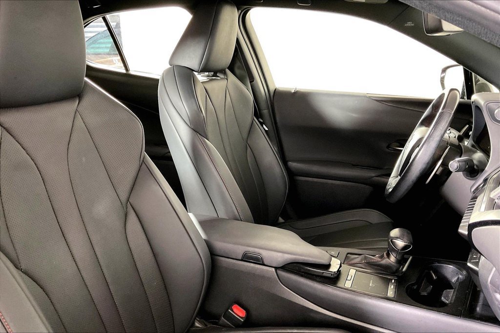 Used 2021 Lexus UX 200 F Sport FWD image 6