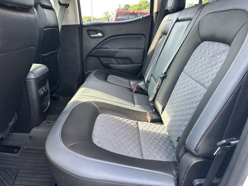 Used 2022 Chevrolet Colorado Z71 AWD/4WD image 22