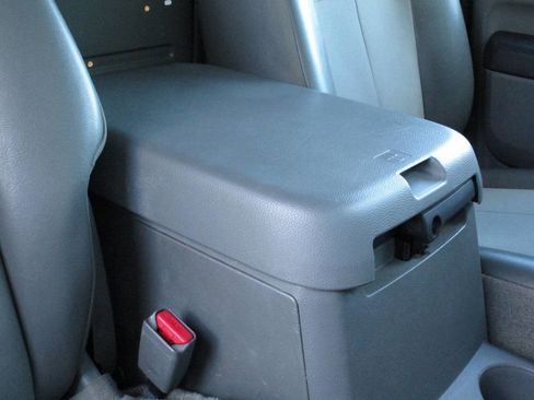 Used 2021 Nissan NV 2500 SV w/ Navigation Package image 17