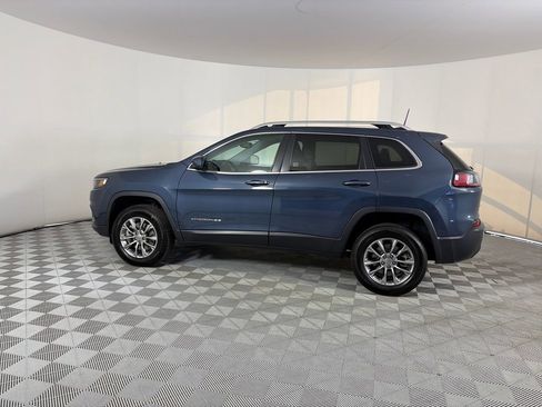 Used 2021 Jeep Cherokee Latitude Lux w/ Comfort/Convenience Group image 4