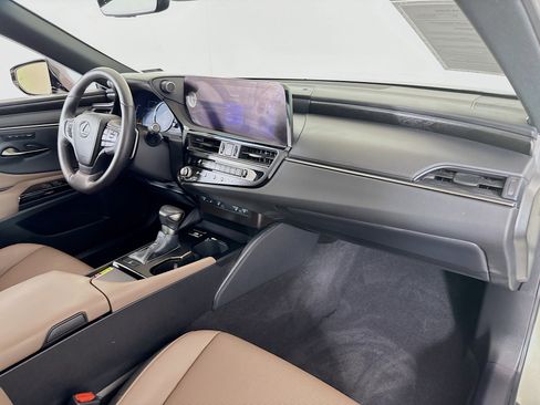 Used 2023 Lexus ES 350 w/ Premium Package FWD image 27