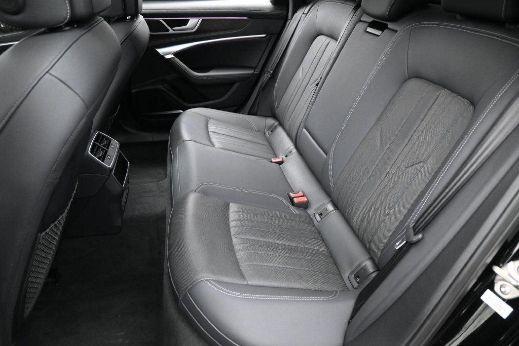 Used 2021 Audi A6 Premium Plus w/ Premium Plus Package AWD/4WD image 28